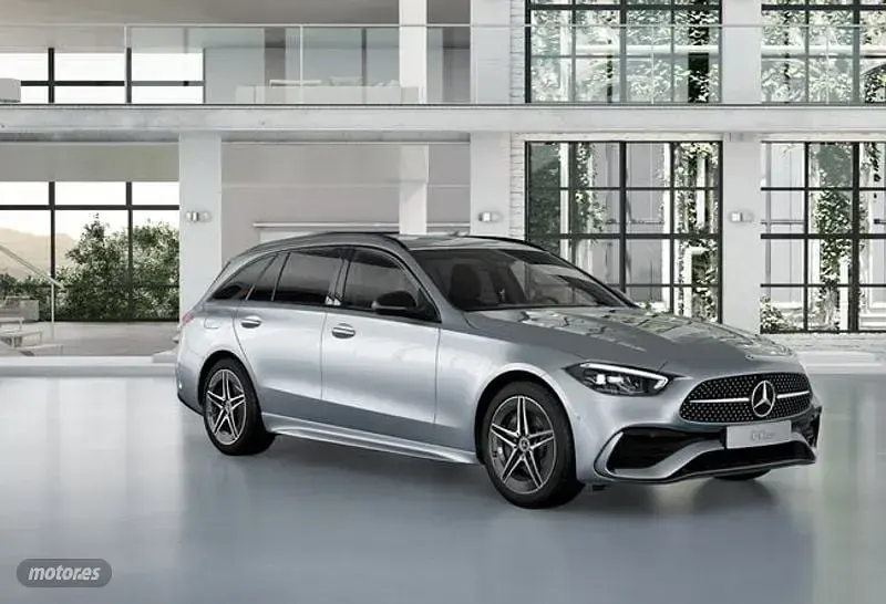Usado Mercedes C220 200 CV (147 kW) 2025 Plateado Familiar