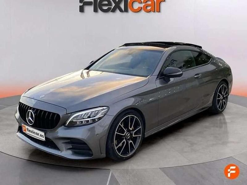 Usado Mercedes C220 194 CV (142 kW) 2018 Gris Coupe