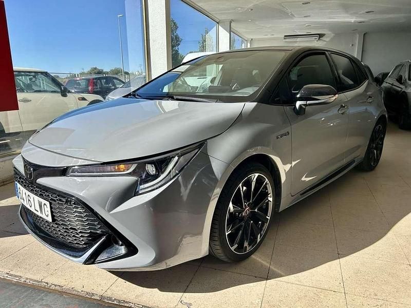 Gris Usado 2022 Toyota Corolla Sport Utilitario | 24.000 € (Un poco caro) - Imagen 1/4