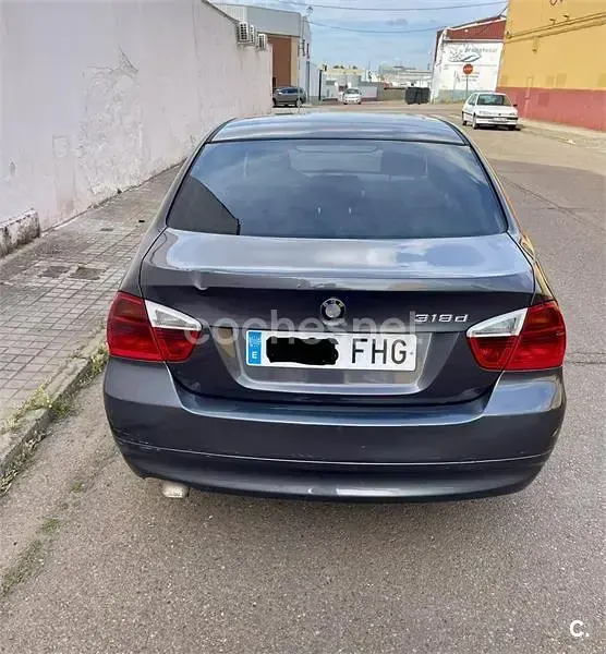 Usado BMW 318 115 CV (84 kW) 2006 Negro Berlina