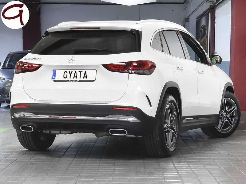 Usado Mercedes GLA200 150 CV (110 kW) 2023 Blanco SUV