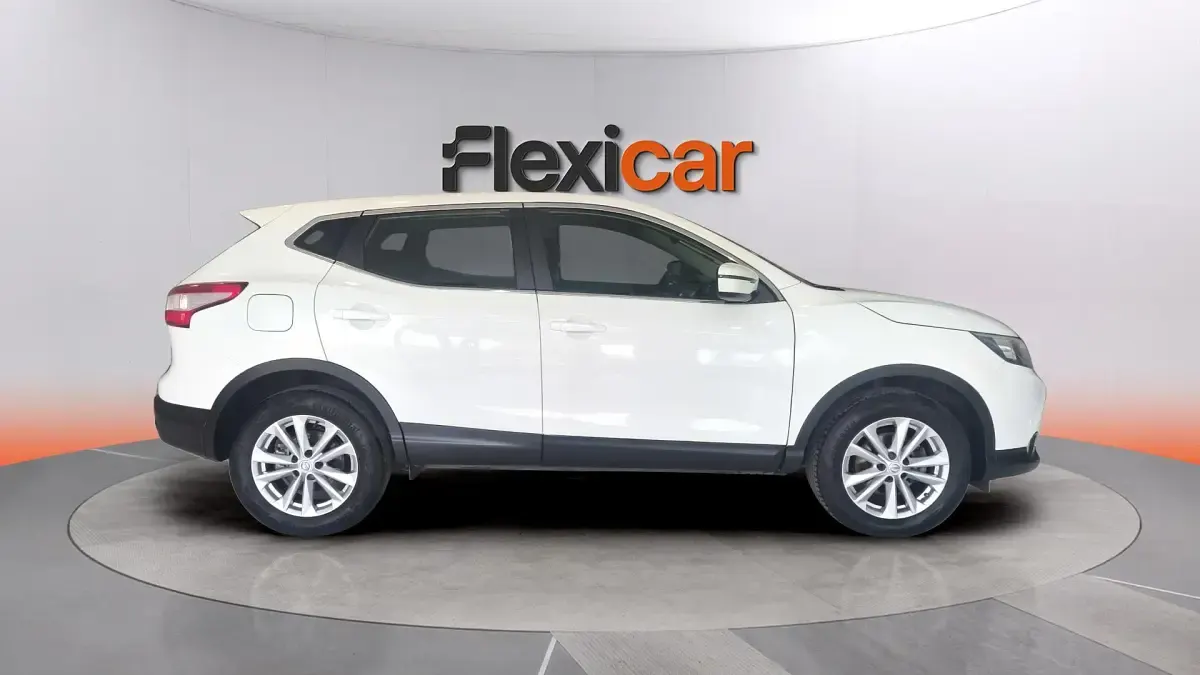 Usado Nissan Qashqai Acenta 110 CV (80 kW) 2017 Blanco SUV