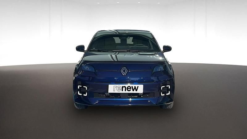 Usado Renault 5 E-Tech Iconic 110 kW (150 CV) 2025 Azul noche con techo negro Berlina