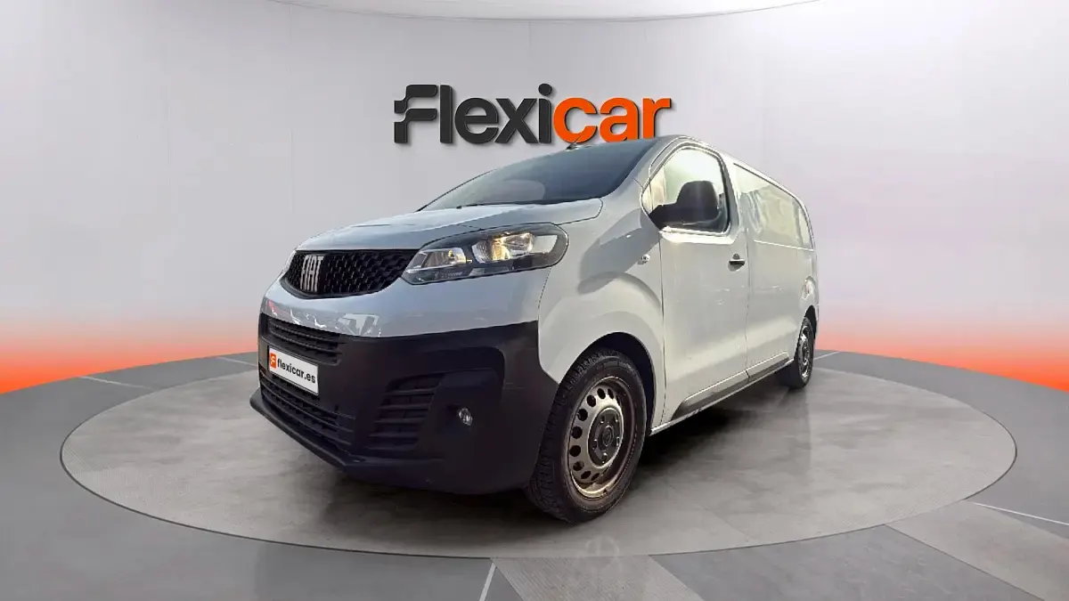 Usado Fiat Scudo 120 CV (88 kW) 2023 Blanco Van