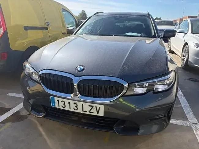 Occasion BMW 318 Shadowline 150 ch (110 kW) 2022 Gris Break