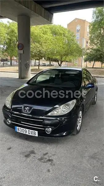Usado Peugeot 307 CC 110 CV (80 kW) 2006 Negro Descapotable