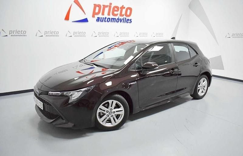 Usado Toyota Corolla Business Edition 122 CV (89 kW) 2021 Marrón Utilitario