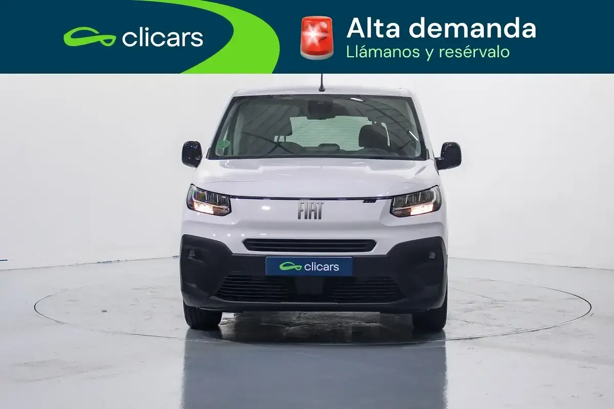 Używany Fiat Doblò 100 KM (73 kW) 2025 Biały Minivan
