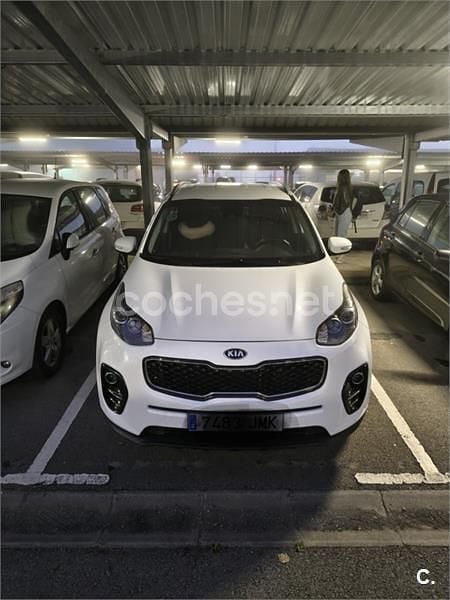 Usado Kia Sportage 115 CV (84 kW) 2016 Blanco SUV