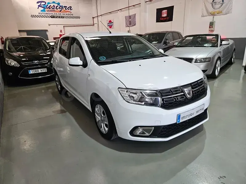 Usado Dacia Sandero Comfort 95 CV (69 kW) 2019 Blanco Berlina