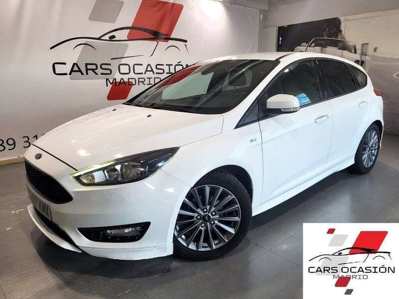 Blanco Usado 2018 Ford Focus ST-Line Utilitario | 11.490 € (Precio justo) - Imagen 1/4