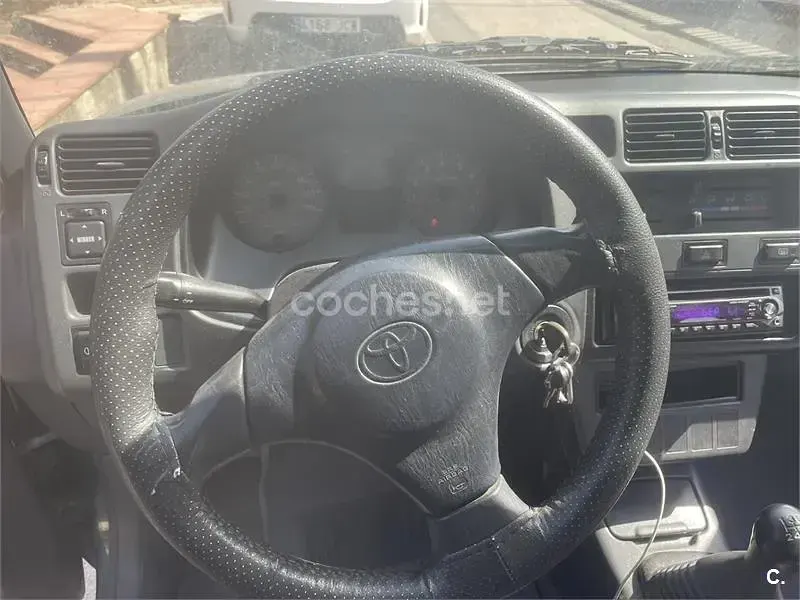 Usado Toyota RAV4 128 CV (94 kW) 1998 Verde SUV