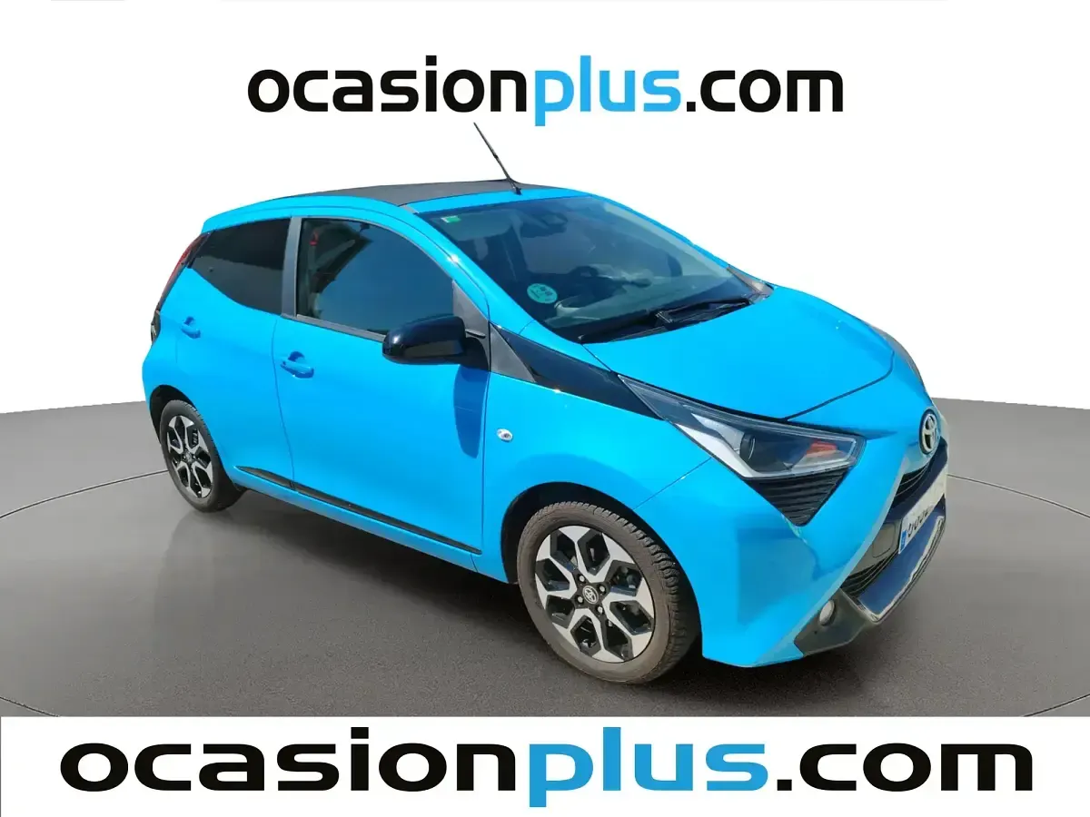 Usado Toyota Aygo X-wave 69 CV (50 kW) 2018 Azul Utilitario