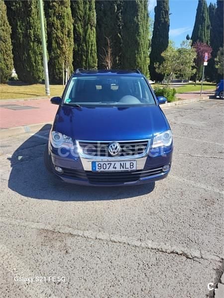 Usado VW Touran Advance 140 CV (102 kW) 2009 Azul Monovolumen