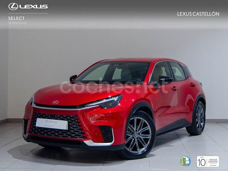 Rojo Usado 2024 Lexus LBX SUV | 33.900 € (Precio justo) - Imagen 1/4