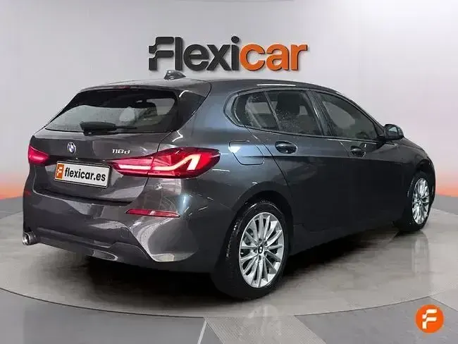 Usado BMW 116 116 CV (85 kW) 2020 Gris Utilitario