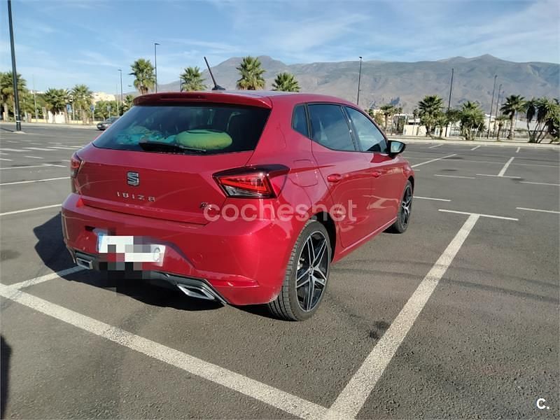 Usado Seat Ibiza FR 115 CV (84 kW) 2018 Rojo Berlina