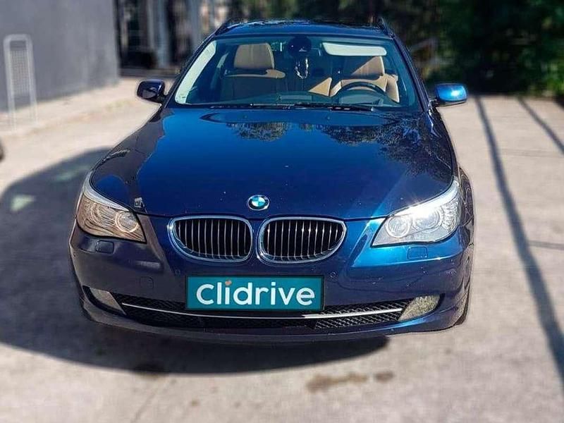 Usado BMW 530 235 CV (172 kW) 2007 Azul Familiar
