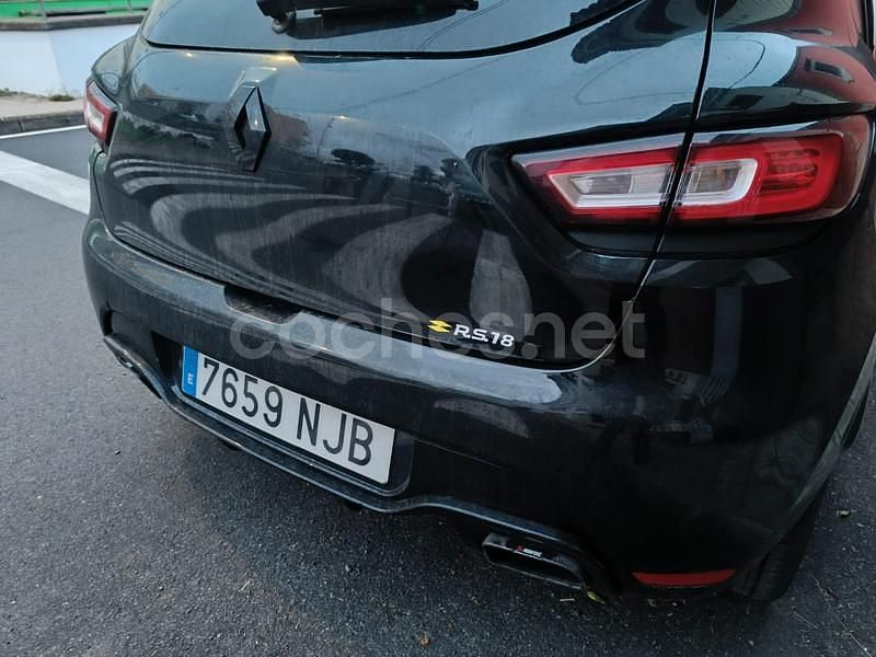 Usado Renault Clio IV Trophy 220 CV (161 kW) 2018 Negro Berlina