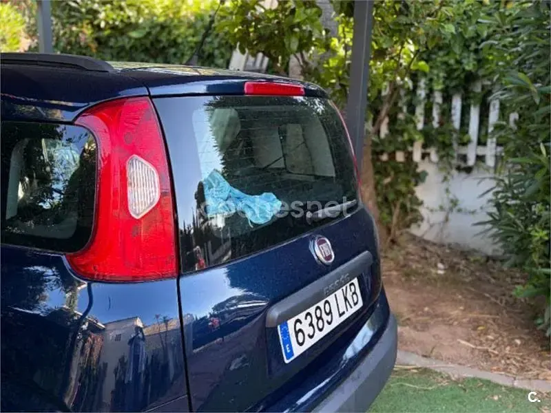 Usado Fiat Panda Easy 69 CV (50 kW) 2020 Negro Utilitario