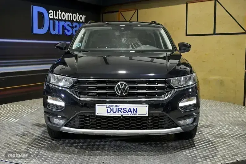 Usado VW T-Roc Advance 116 CV (85 kW) 2021 Negro SUV