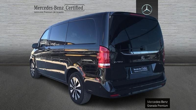 Usado Mercedes V250 190 CV (139 kW) 2023 Negro Monovolumen