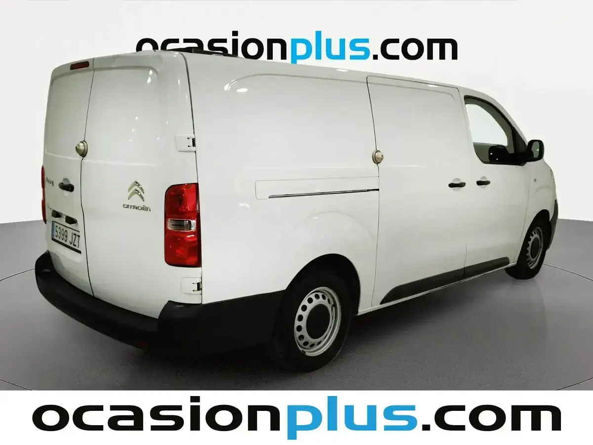 Usado Citroën Jumpy Comfort 122 CV (89 kW) 2017 Blanco Monovolumen