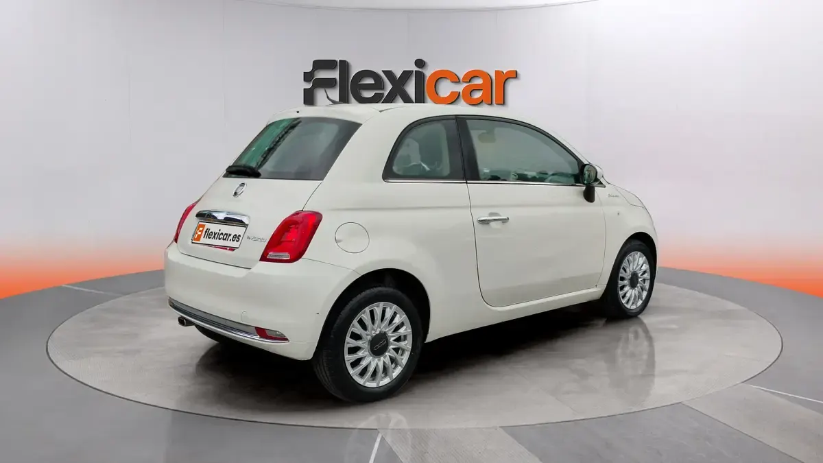 Usado Fiat 500 Dolcevita 71 CV (52 kW) 2021 Blanco Berlina