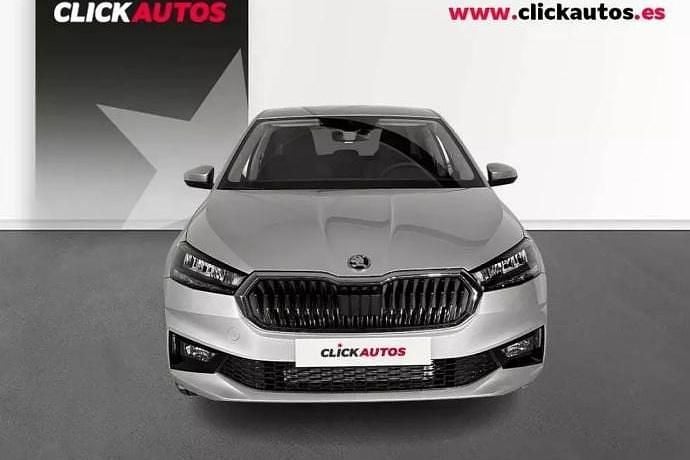 Usado Skoda Fabia Selection 115 CV (84 kW) 2025 Blanco Utilitario