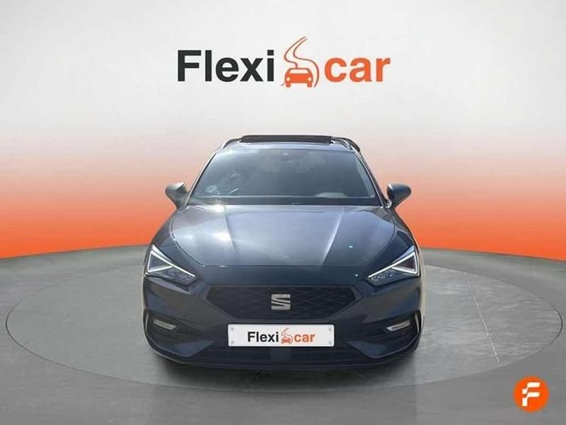 Usado Seat Leon ST FR 150 CV (110 kW) 2020 Blanco Familiar