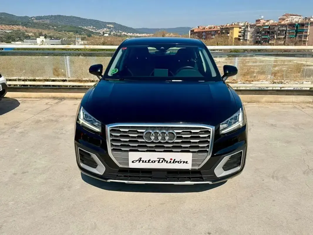 Usado Audi Q2 Design 150 CV (110 kW) 2017 Negro SUV