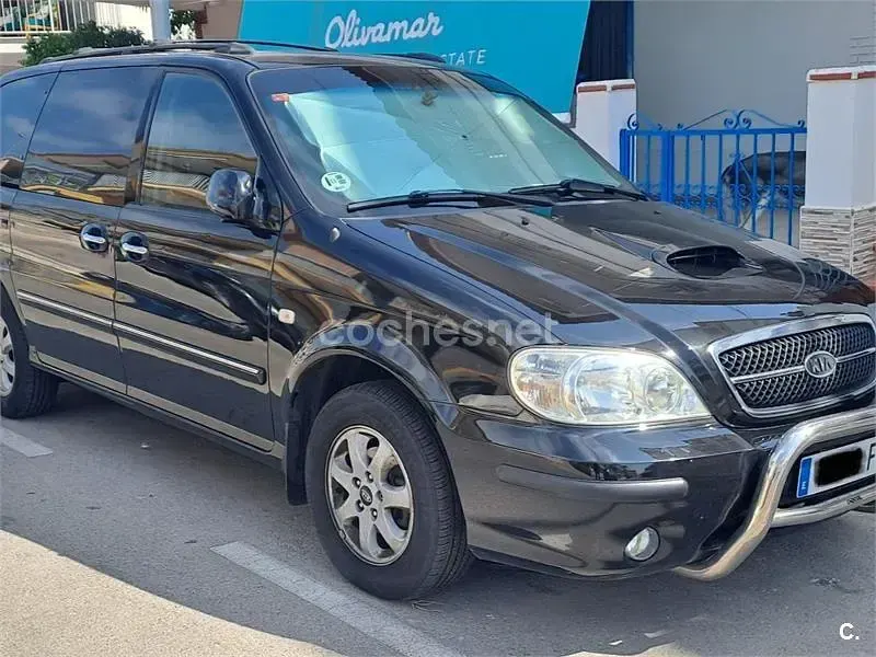 Usado Kia Carnival EX 144 CV (105 kW) 2006 Negro Monovolumen