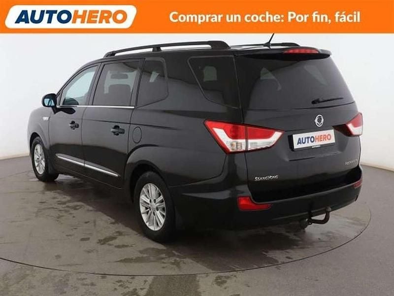 Usado SsangYong Rodius 178 CV (130 kW) 2017 Negro Monovolumen