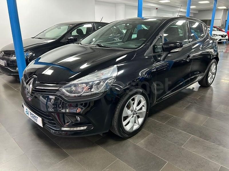 Usado Renault Clio IV Zen 90 CV (66 kW) 2017 Negro Berlina