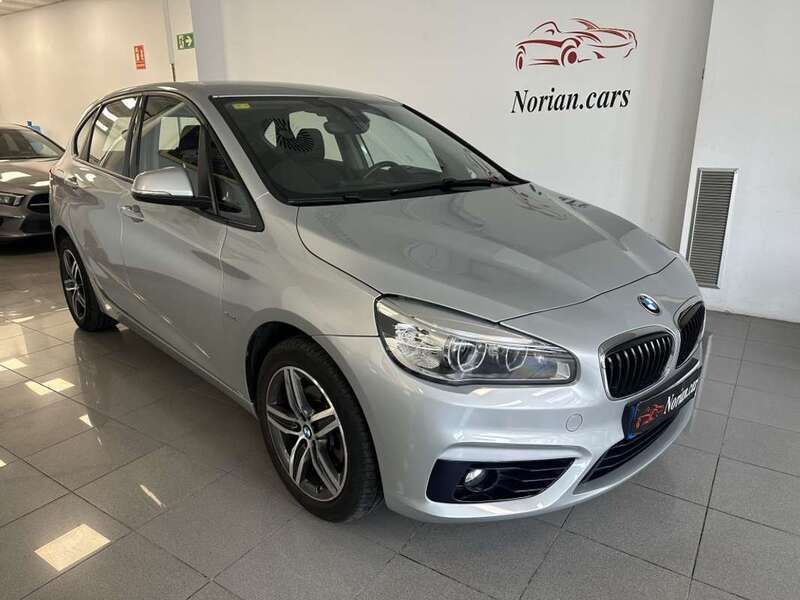 Gris Usado 2018 BMW 218 Active Tourer Monovolumen | 18.999 € (Un poco caro) - Imagen 1/4