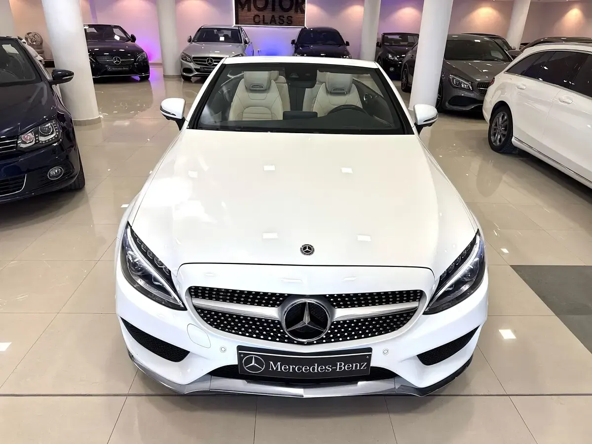 Usado Mercedes C300 245 CV (180 kW) 2017 Blanco Descapotable
