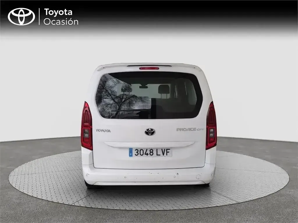 Używany Toyota Proace Verso City 102 KM (75 kW) 2021 Biały Kombi