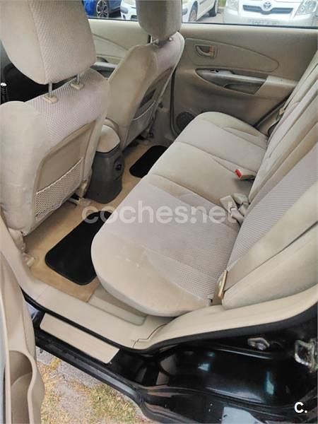 Usado Hyundai Tucson Comfort 140 CV (102 kW) 2006 Negro SUV