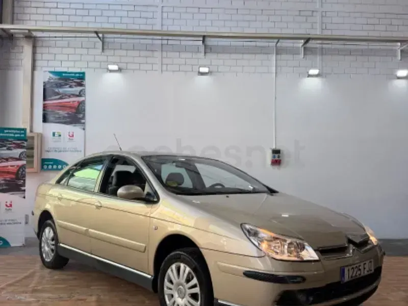 Usado Citroën C5 110 CV (80 kW) 2007 Beige Berlina