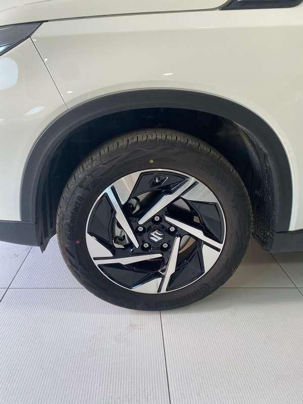 Usado Suzuki Vitara 102 CV (75 kW) 2025 Blanco SUV