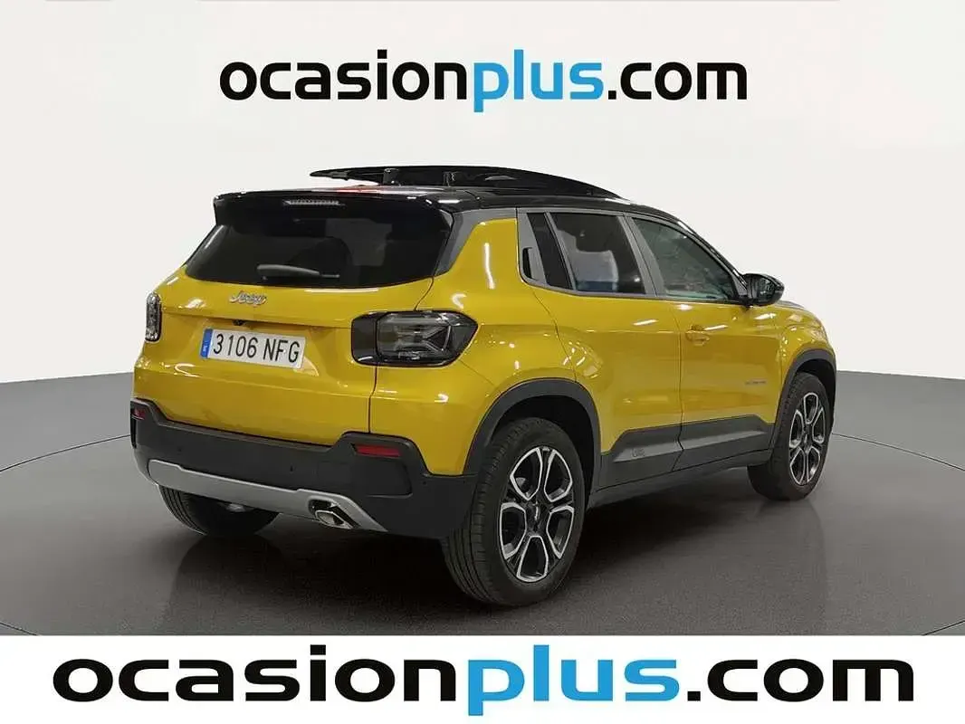 Usado Jeep Avenger Summit 110 CV (80 kW) 2025 Amarillo SUV