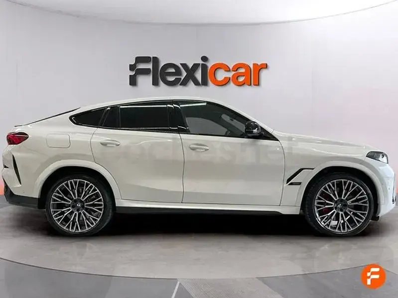 Usado BMW X6 M Sport 530 CV (389 kW) 2024 Blanco SUV