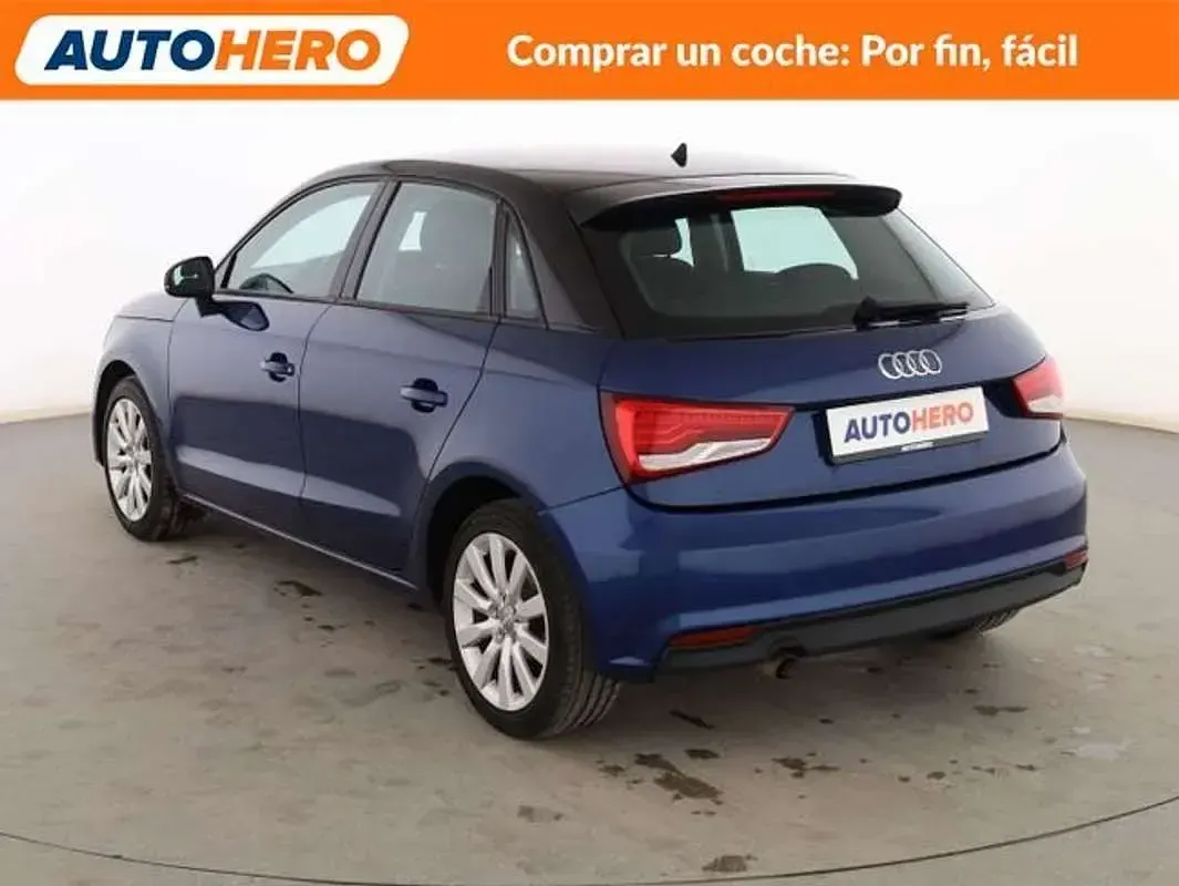 Usado Audi A1 Attraction 116 CV (85 kW) 2017 Azul Utilitario