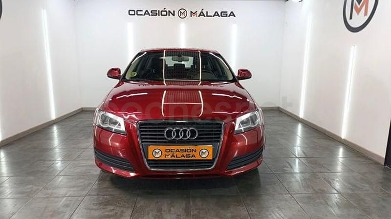 Usado Audi A3 Attraction 105 CV (77 kW) 2010 Gris / plata Berlina