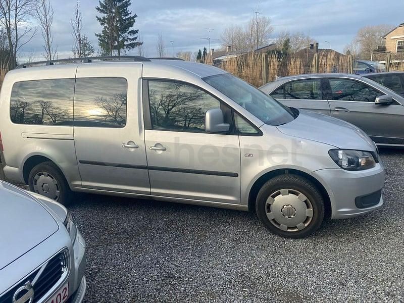 Usado VW Caddy Comfortline 102 CV (75 kW) 2013 Gris / plata Monovolumen