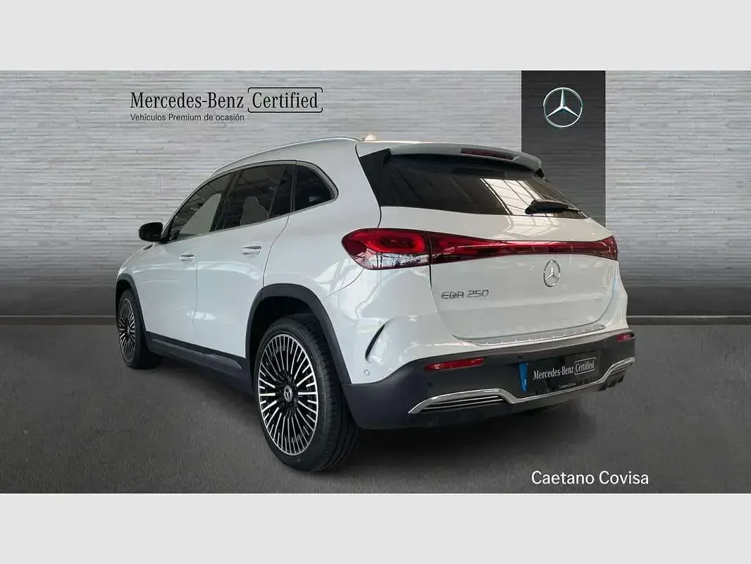 Usado Mercedes EQA250 139 kW (190 CV) 2022 Blanco SUV