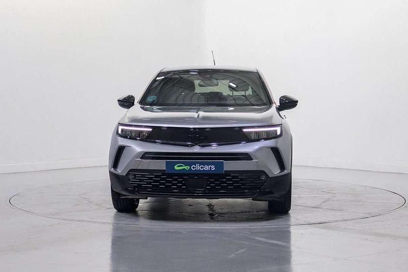 Usado Opel Mokka GS Line 110 CV (80 kW) 2022 Plateado SUV