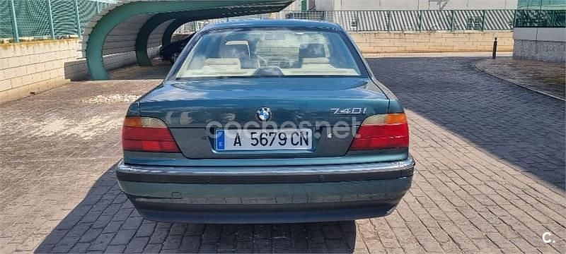 Usado BMW 740 286 HP (210 kW) 1994 Verde Sedan