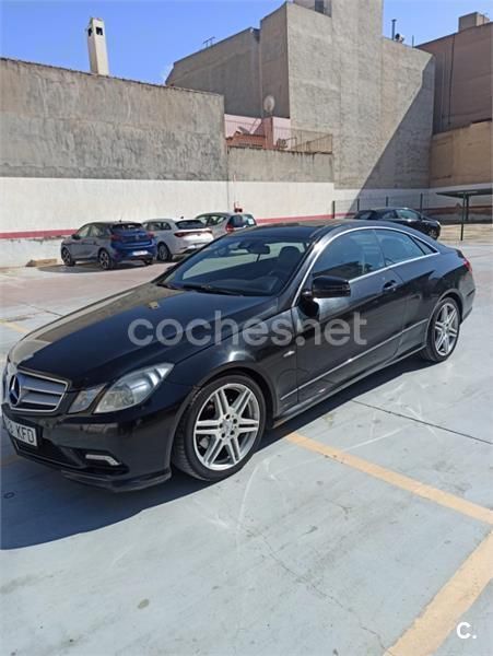 Negro Usado 2010 Mercedes E220 Elegance Coupe | 9480 € (Super precio) - Imagen 1/4