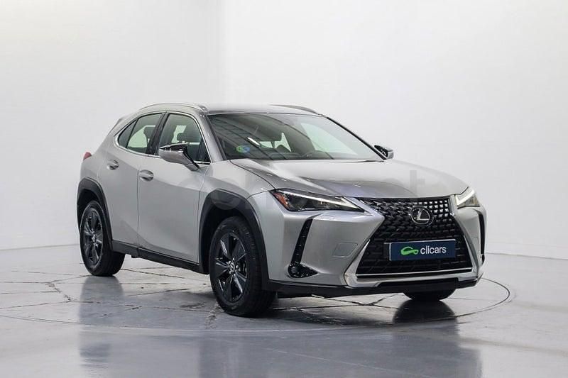 Usado Lexus UX Business Edition 184 CV (135 kW) 2023 Gris / plata SUV